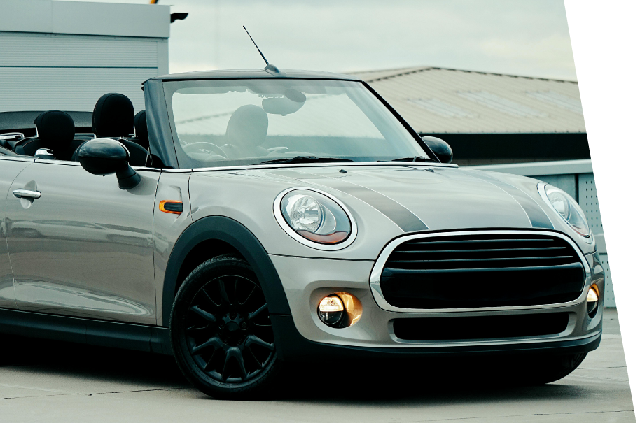 photo of a silver mini cooper before receiving the best auto repair in Eugene Oregon